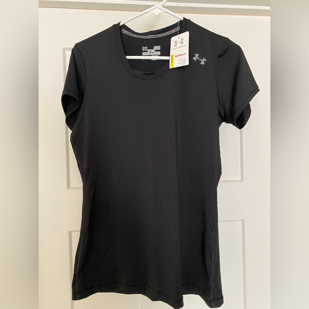 NWT Under Armour Women's Black Top